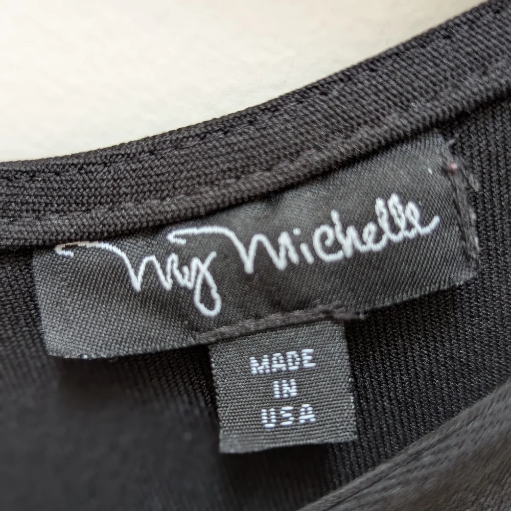 Classic Black Sleeveless Sheath Dress | Wiggle Fit | Way Michelle | Made in USA - Picture 3 of 4